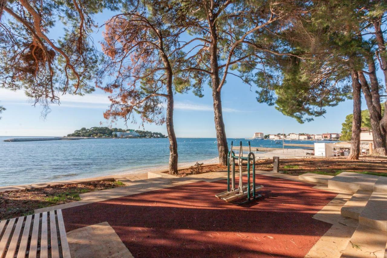 Villa California Poreč Kültér fotó
