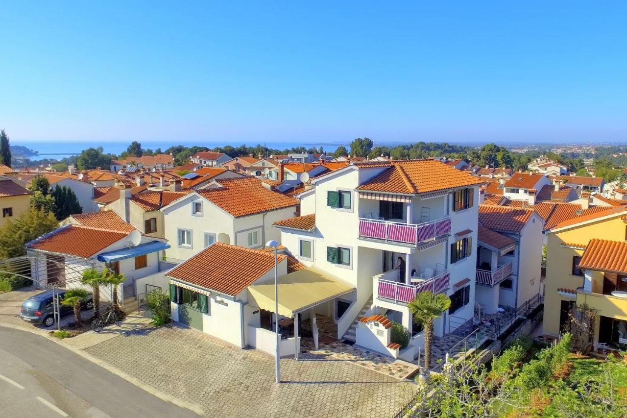 Villa California Poreč Kültér fotó