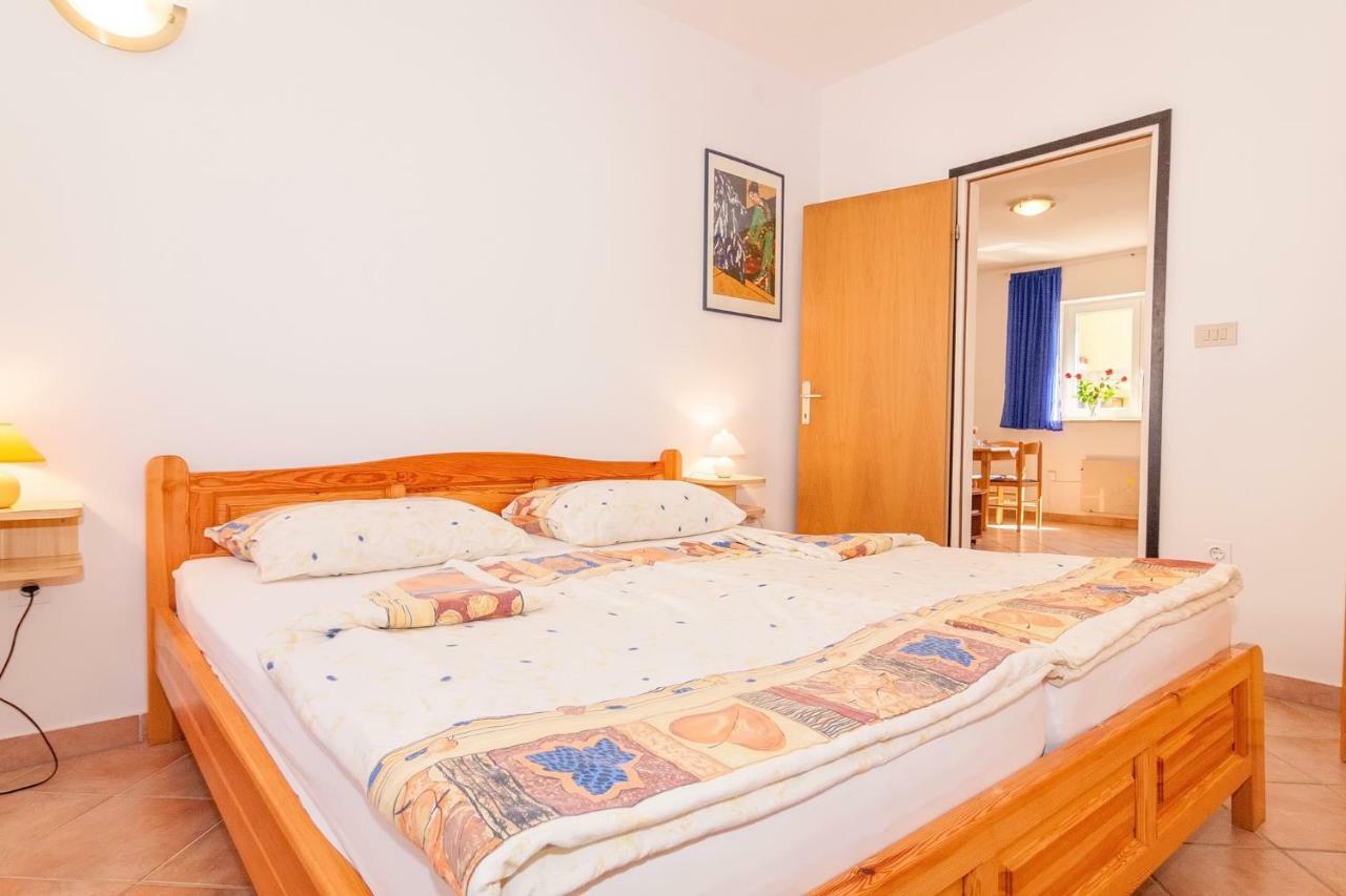 Villa California Poreč Kültér fotó