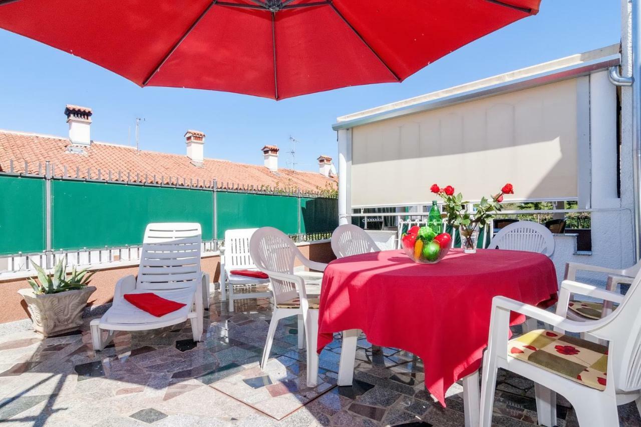 Villa California Poreč Kültér fotó