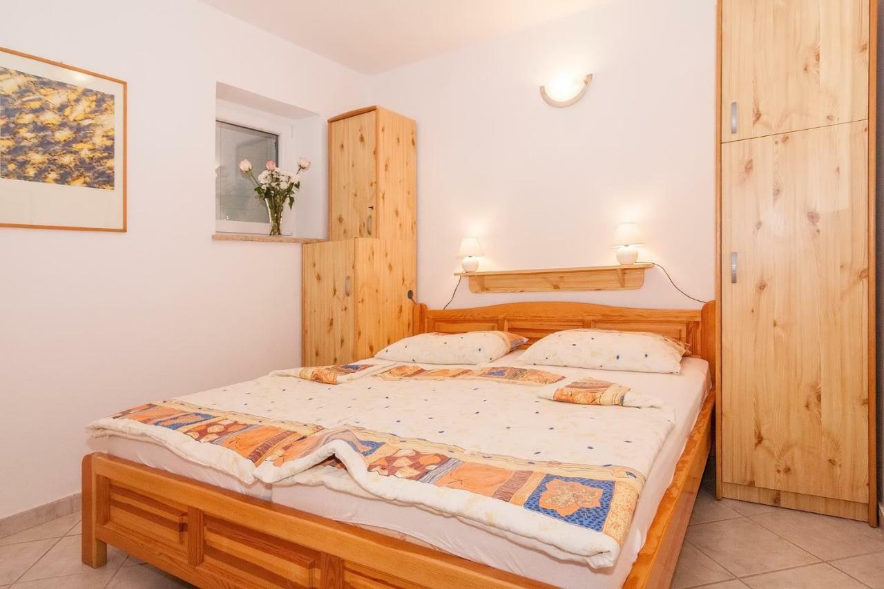 Villa California Poreč Kültér fotó