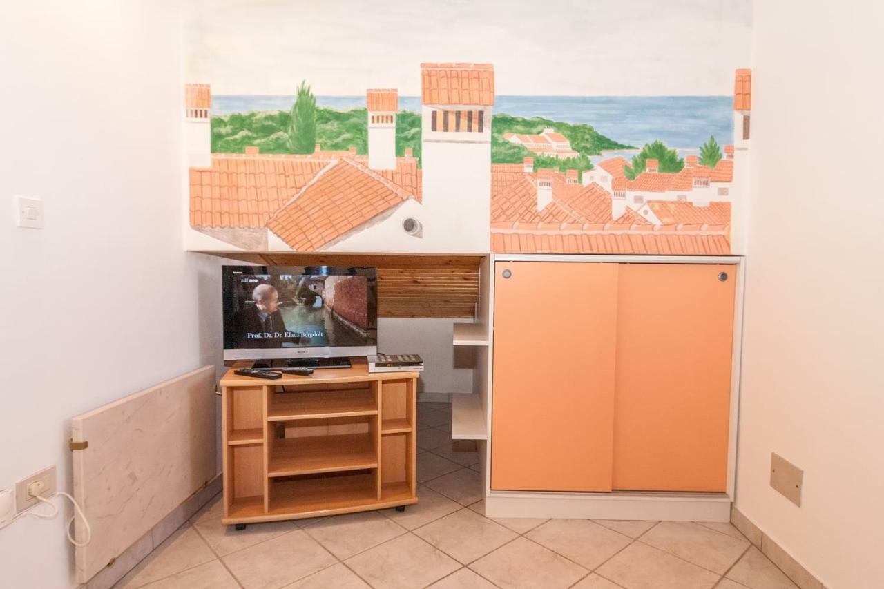 Villa California Poreč Kültér fotó