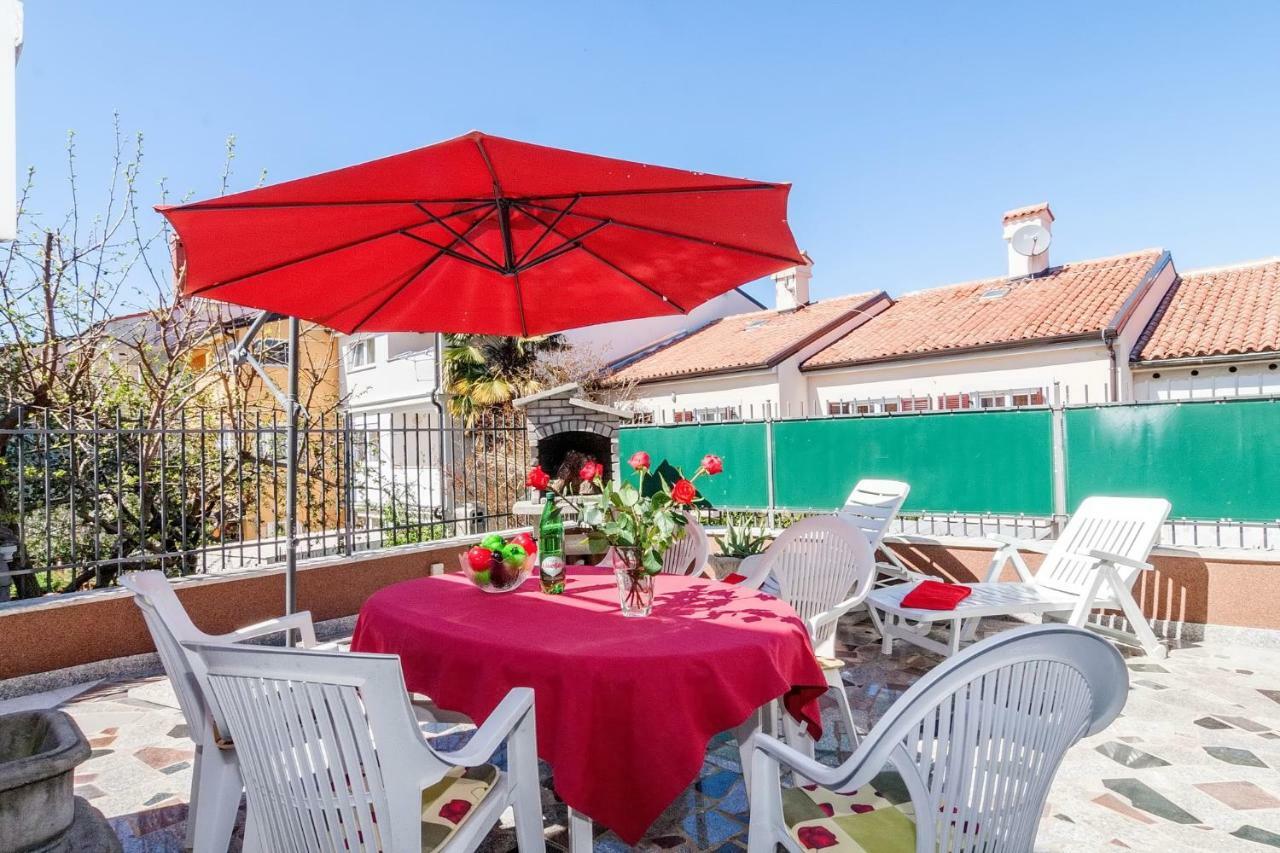Villa California Poreč Kültér fotó